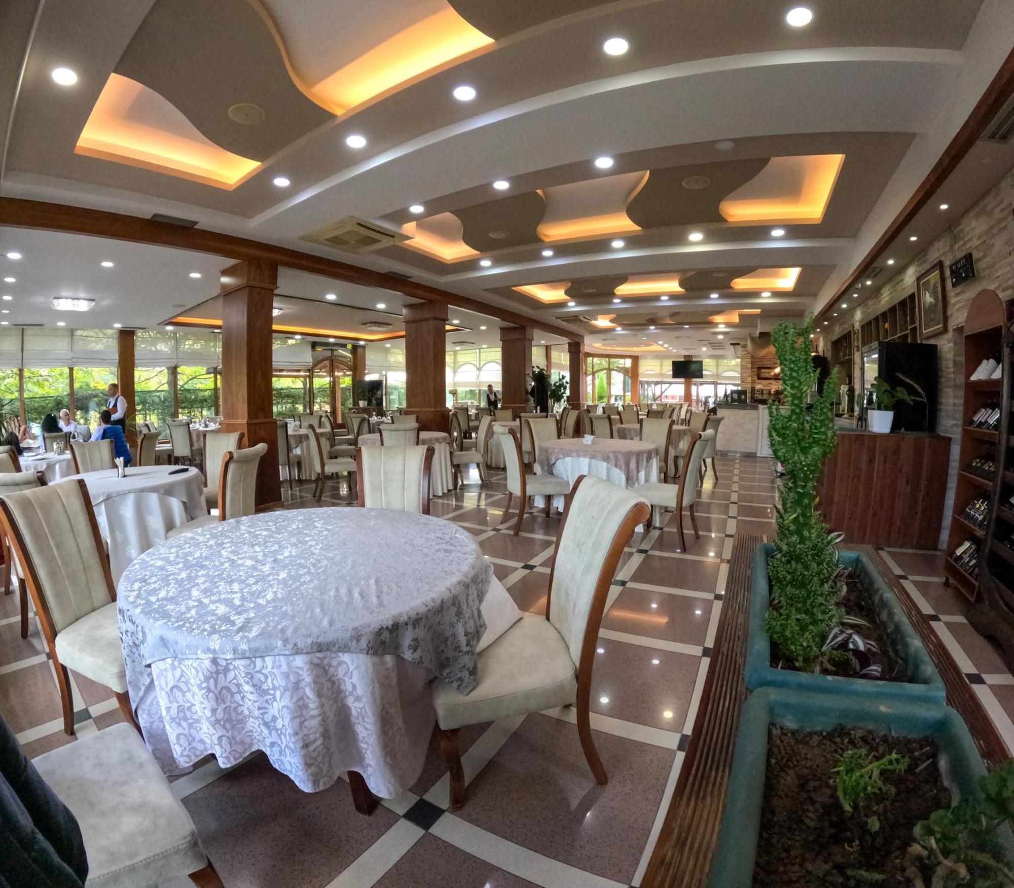 Buna Park Hotel ชโคเดอร์ ภายนอก รูปภาพ