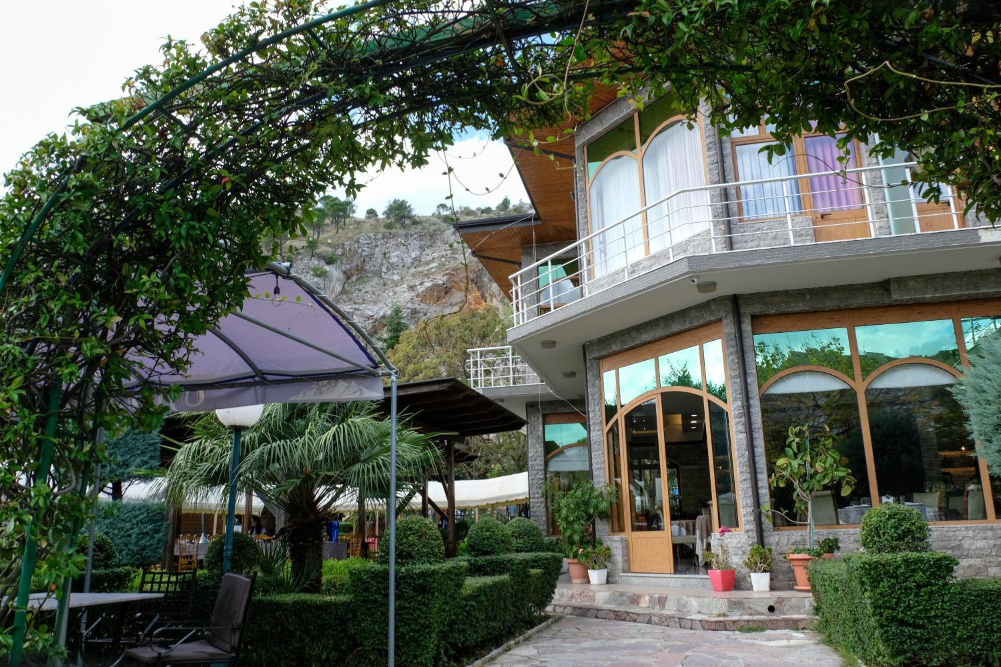Buna Park Hotel ชโคเดอร์ ภายนอก รูปภาพ