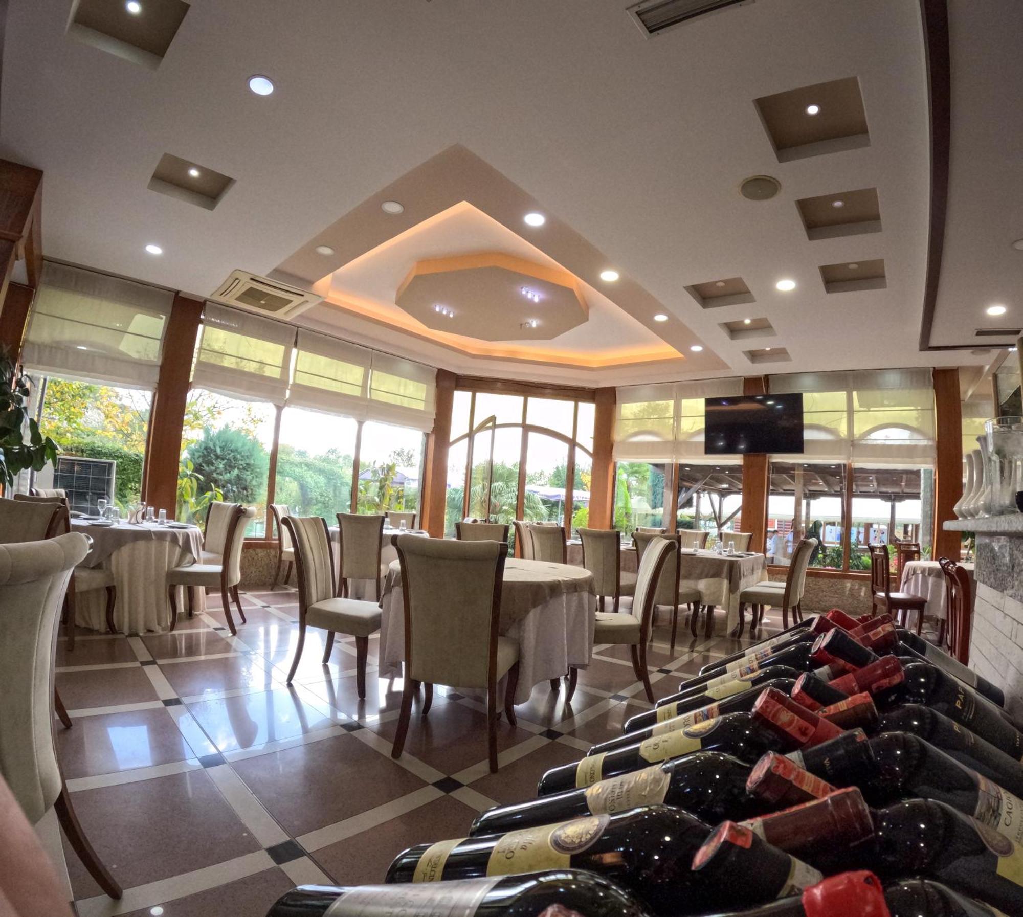 Buna Park Hotel ชโคเดอร์ ภายนอก รูปภาพ